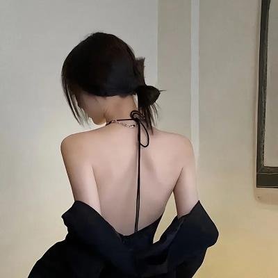 黑金地的女人
